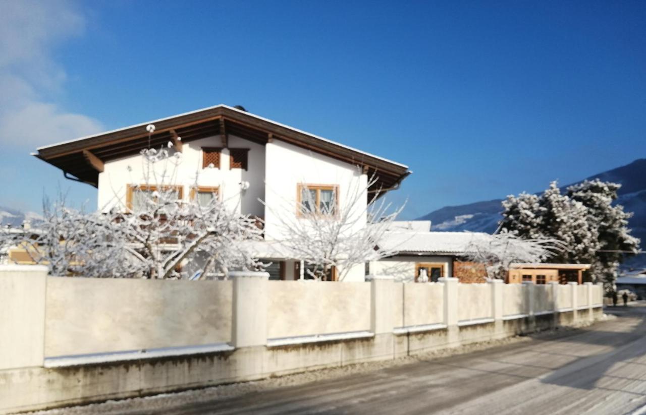 Apartamento Haus-Elisabeth Uderns Exterior foto