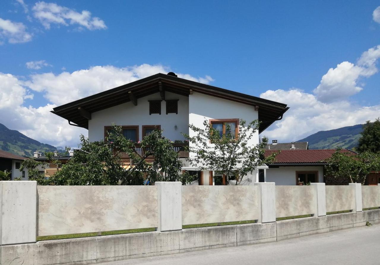 Apartamento Haus-Elisabeth Uderns Exterior foto