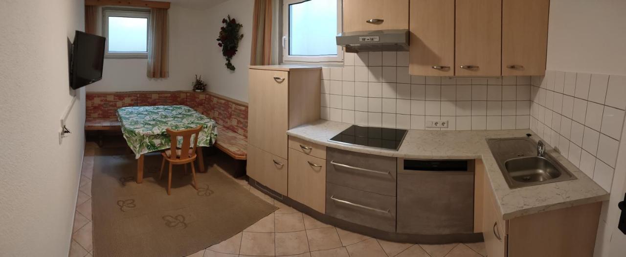 Apartamento Haus-Elisabeth Uderns Exterior foto